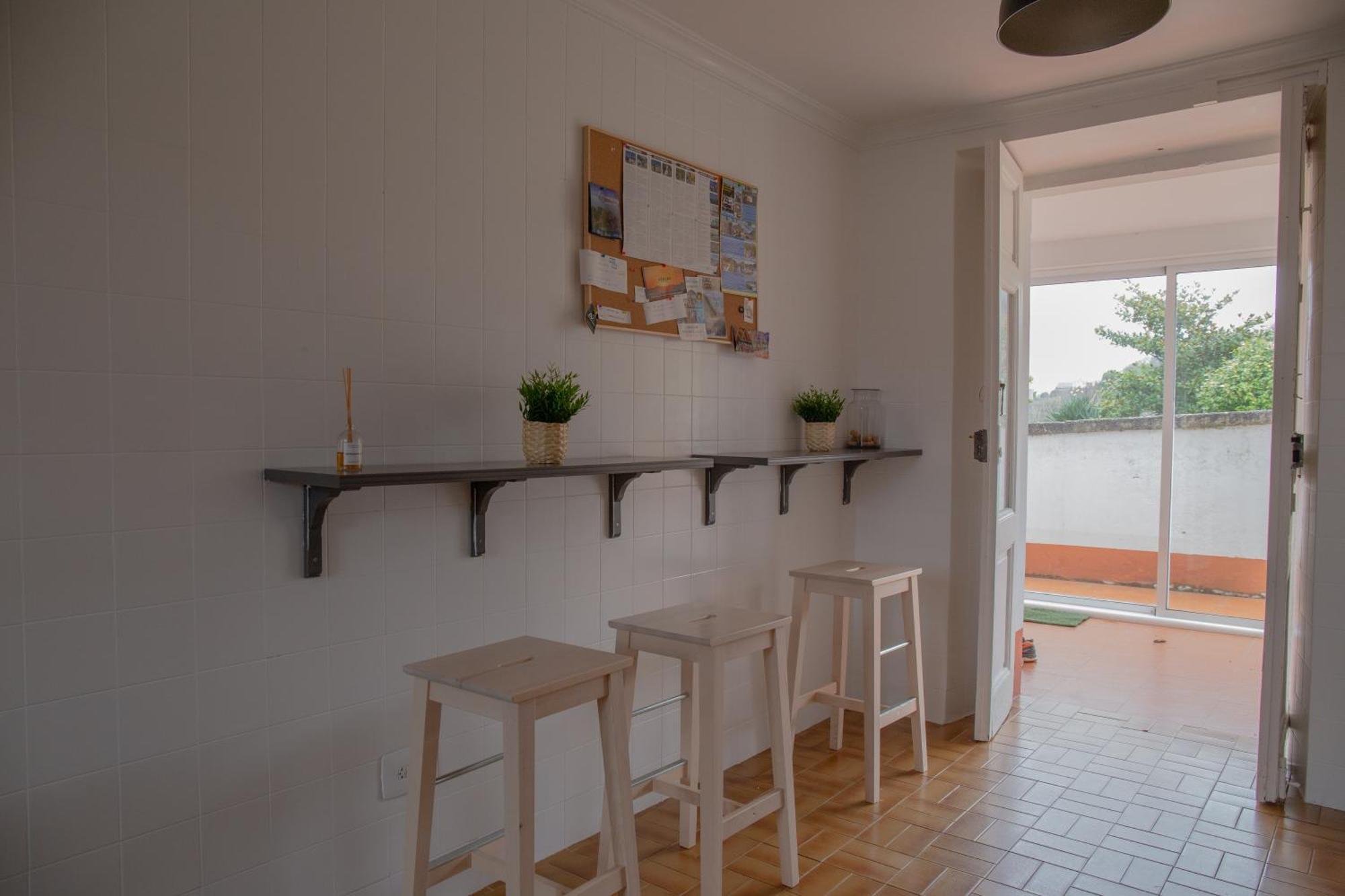 Beachfront Surf & Holiday House, Charming & Quiet Villarrube Exterior foto